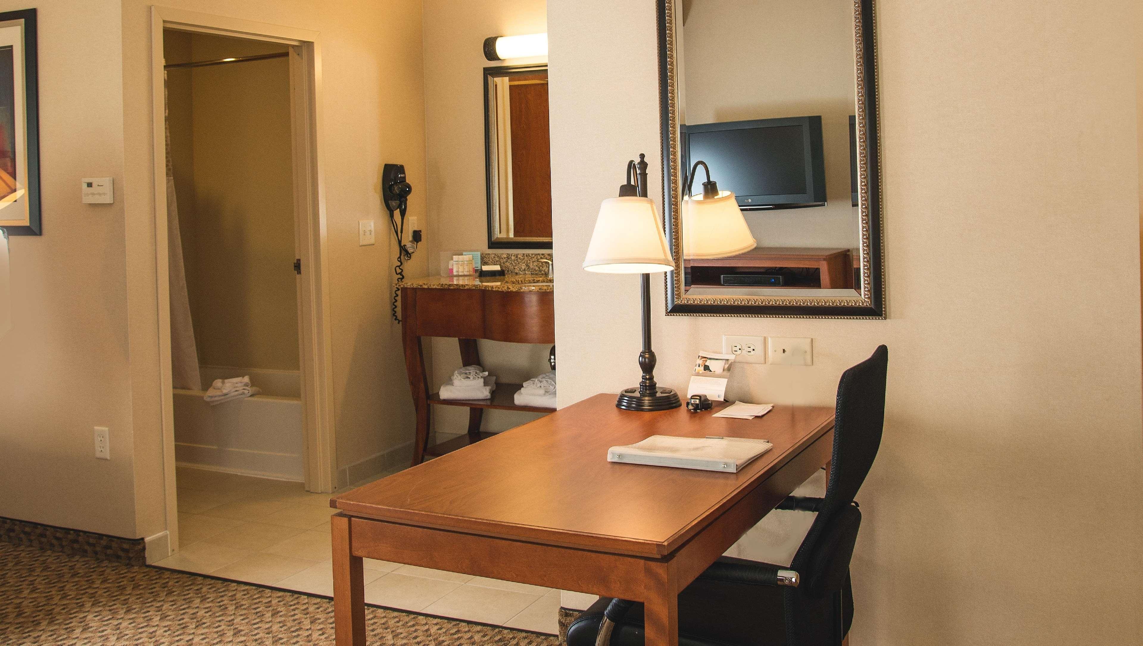 Hampton Inn & Suites Ґрілі Екстер'єр фото