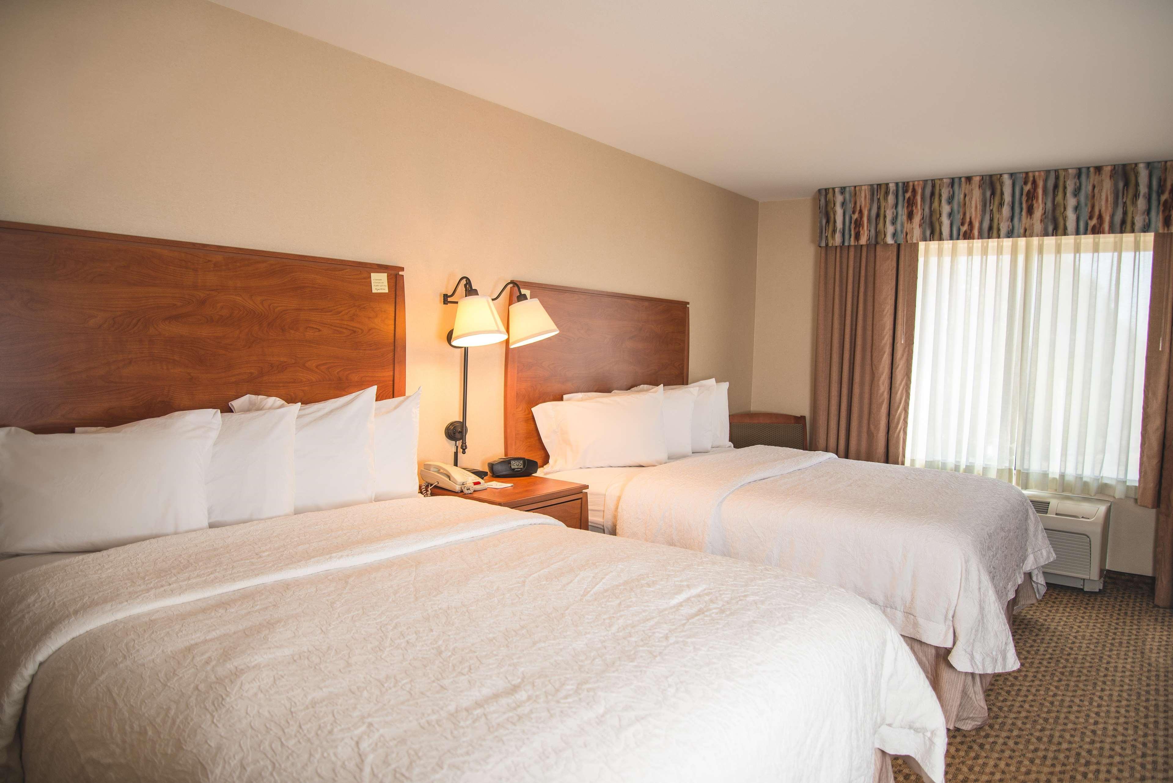 Hampton Inn & Suites Ґрілі Екстер'єр фото