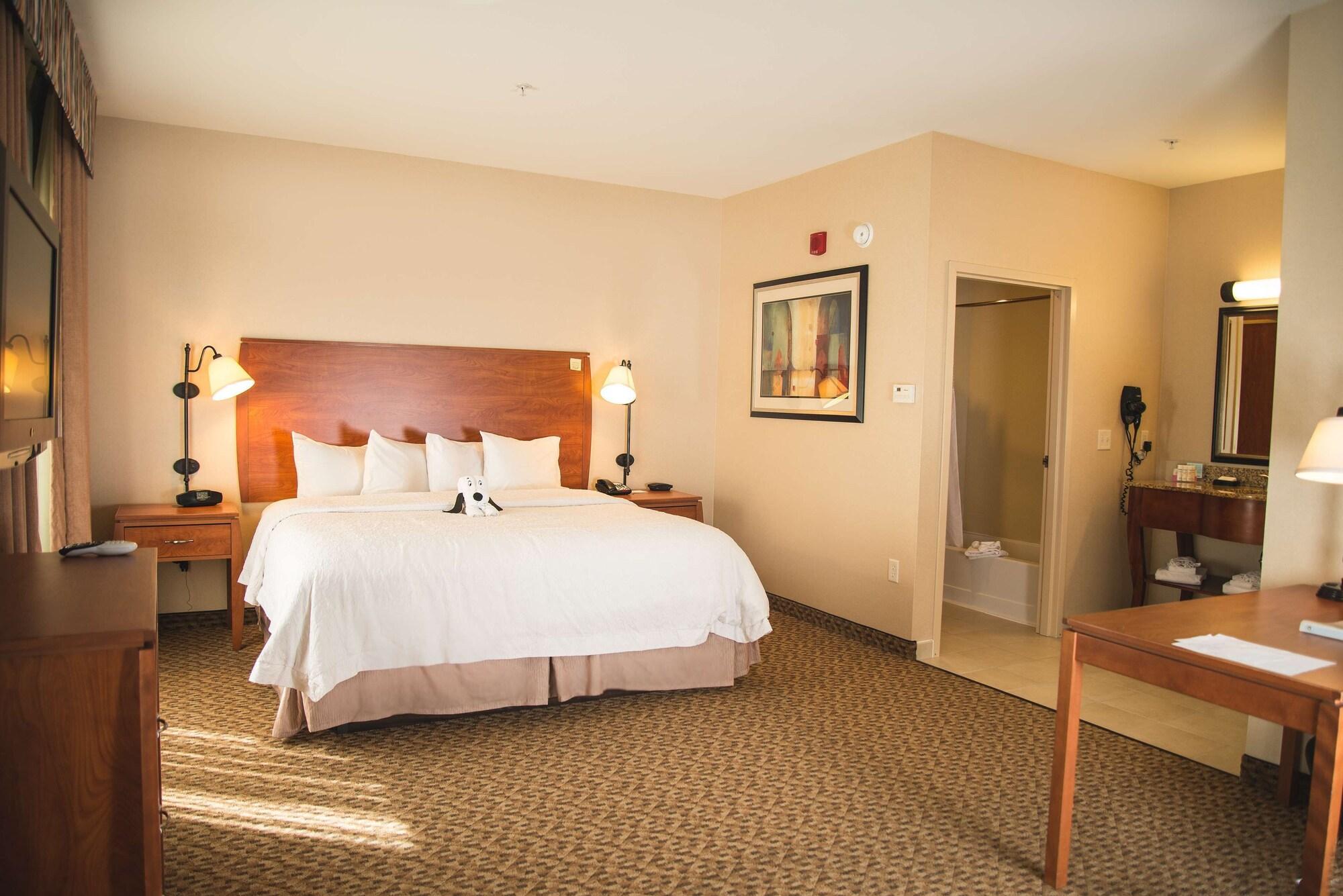 Hampton Inn & Suites Ґрілі Екстер'єр фото