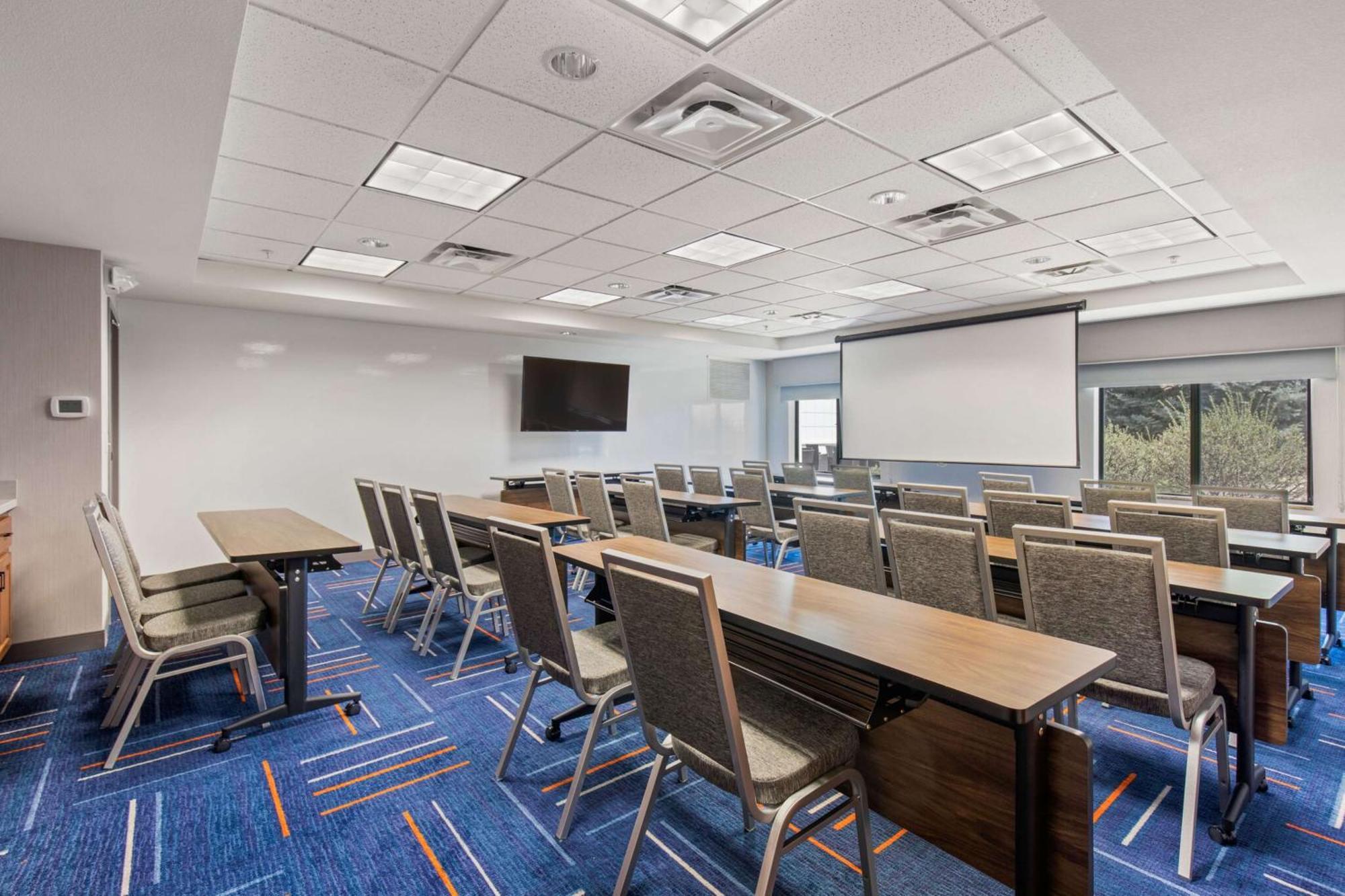 Hampton Inn & Suites Ґрілі Екстер'єр фото
